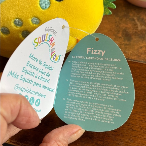 Original Squishmallows Fizzy Bright Yellow with Green Details New with Tags - Picture 3 of 12